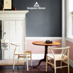 23 1147053 autosocial dec2023 week1b shoplocal graydiningroom us